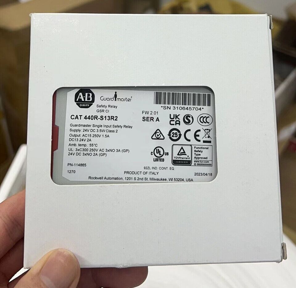 Allen-Bradley 440R-S13R2 Guardmaster Sicherheitsrelais mit einem Eingang, 24V DC, Serie A